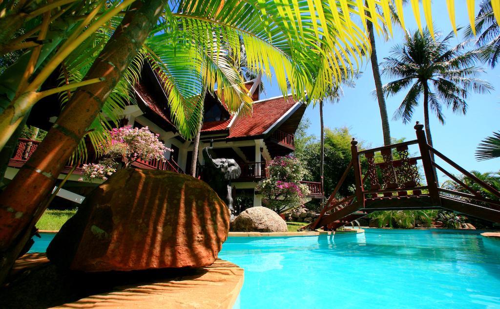 Coco Palace Resort Nai Harn Eksteriør bilde