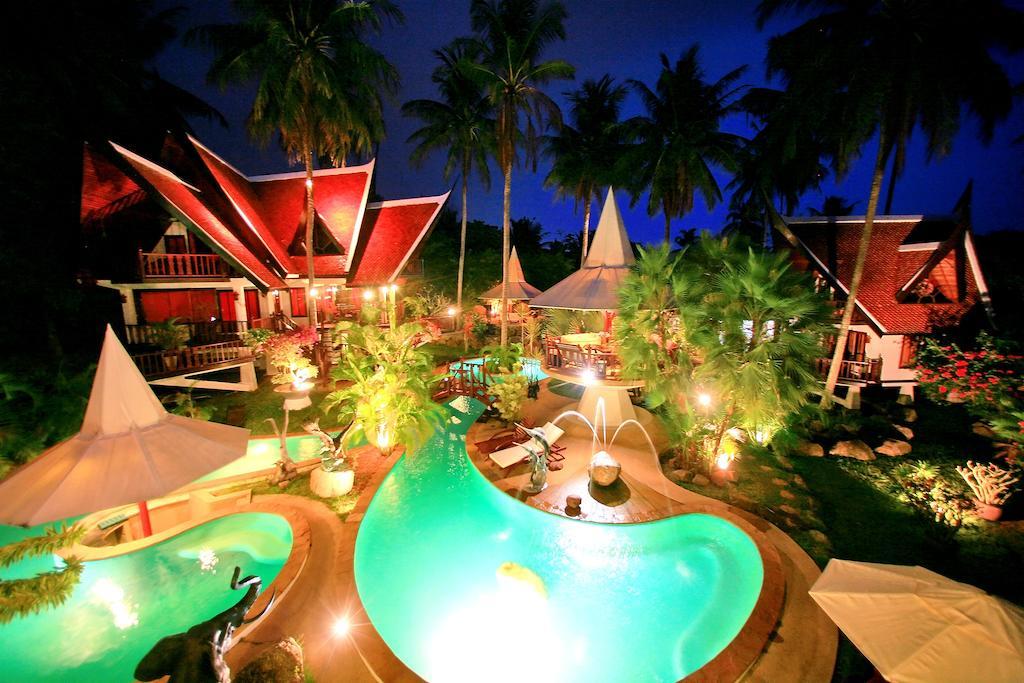 Coco Palace Resort Nai Harn Eksteriør bilde