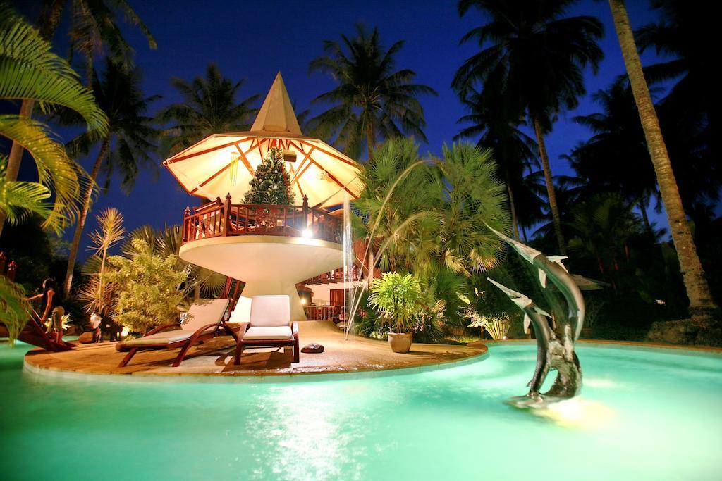 Coco Palace Resort Nai Harn Eksteriør bilde