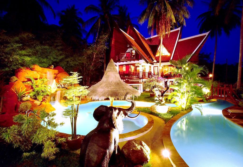 Coco Palace Resort Nai Harn Eksteriør bilde