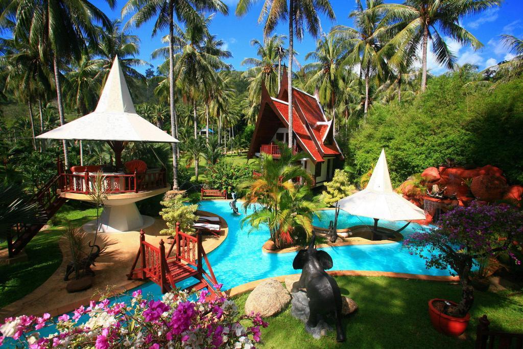 Coco Palace Resort Nai Harn Eksteriør bilde